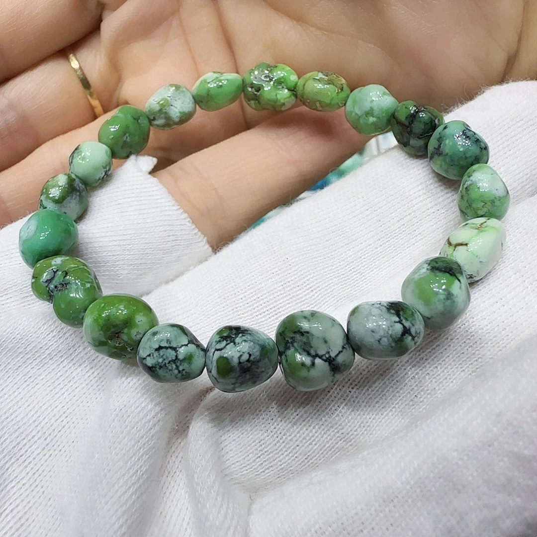 未镶嵌绿松石原矿绿松石