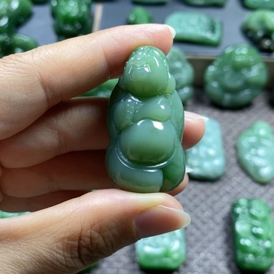 【闪购商品】颈饰未镶嵌和田玉