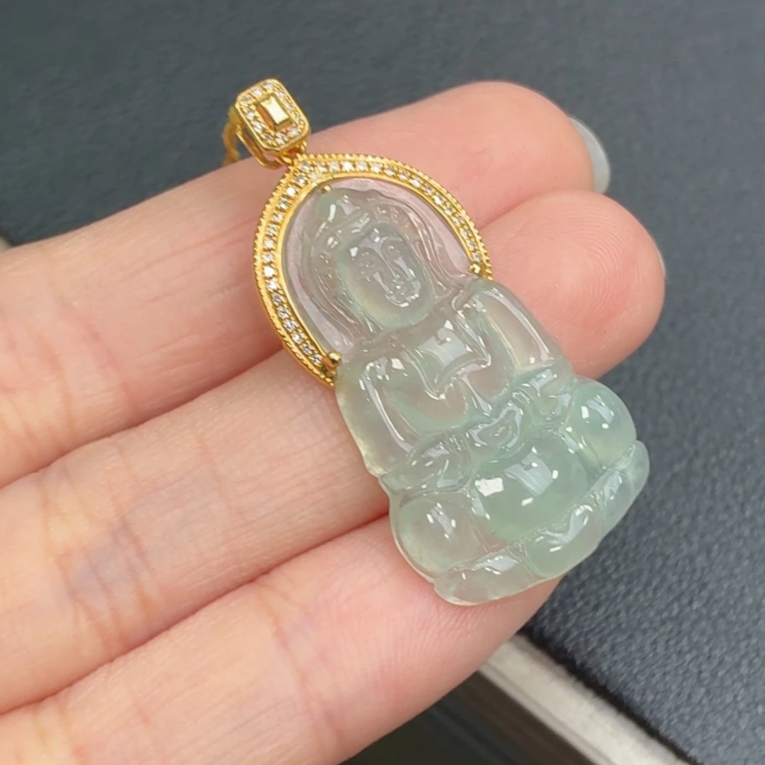 翡翠18K金镶嵌颈饰