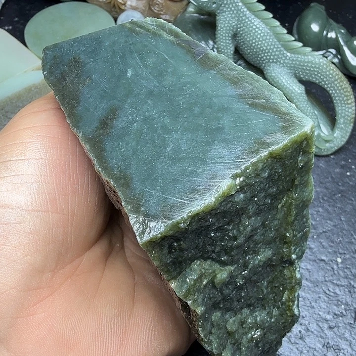 和田玉（糖玉）未镶嵌珠宝奇石