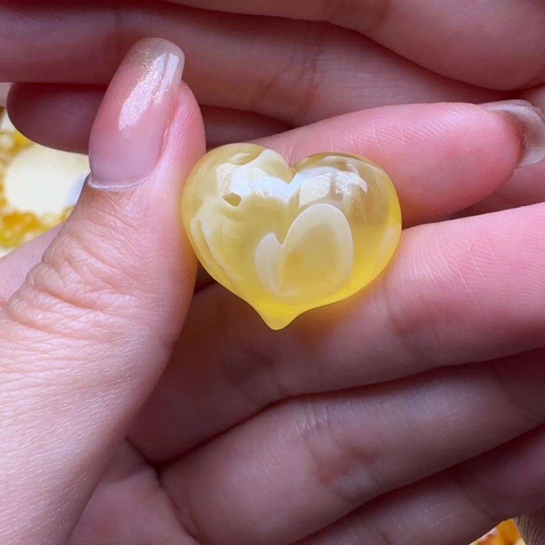 琥珀未镶嵌裸石5号