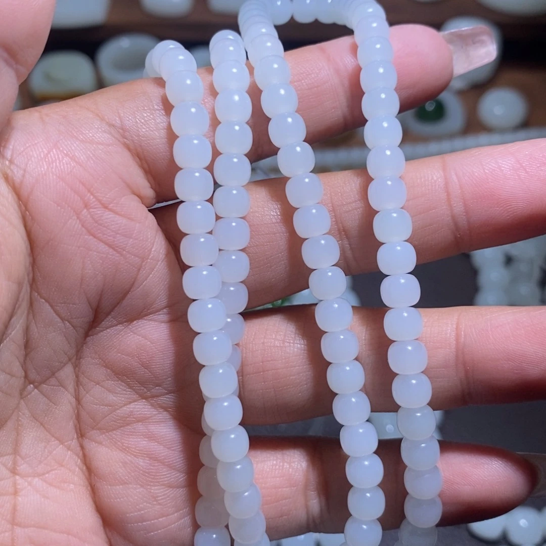 未镶嵌手链和田玉（糖玉）锦***婆