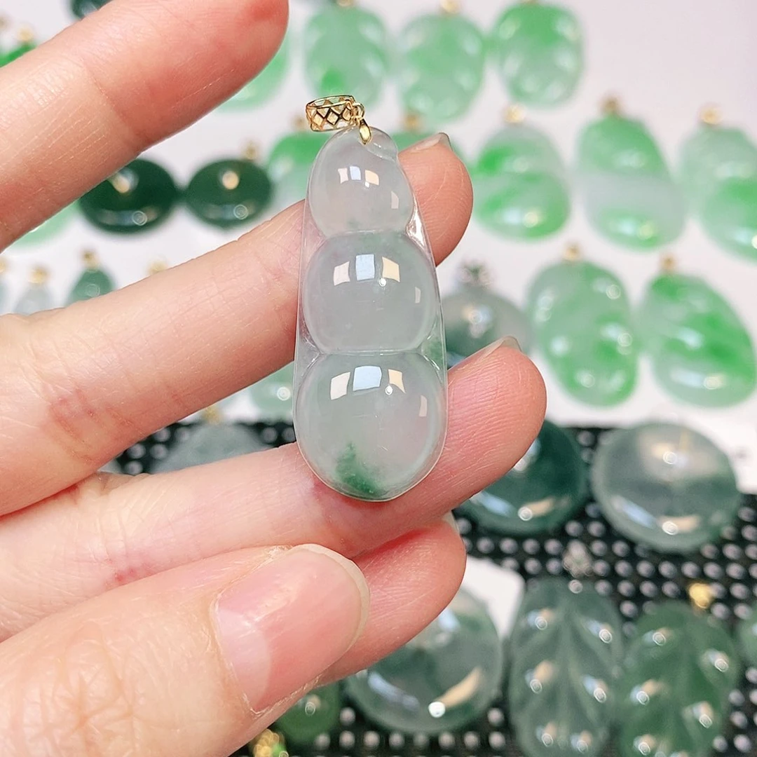 翡翠吊坠(不含链)18K金镶嵌