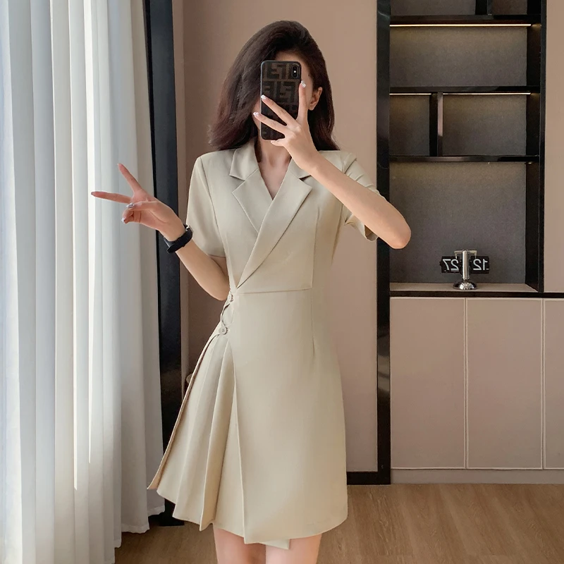 卡其色西装领上班通勤连衣裙女2025新款夏季薄款珠宝店工作服高端