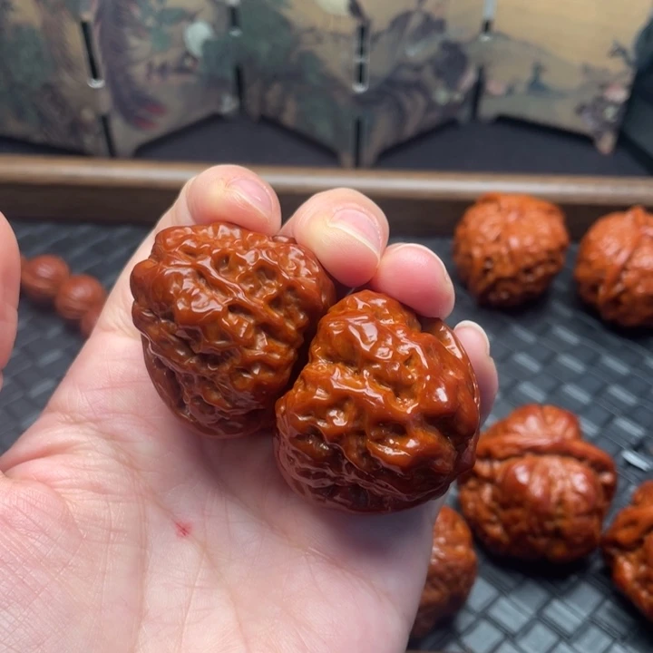 毕***生文玩核桃吊坠蛤蟆