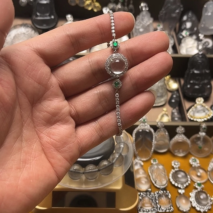 ****࿐石英质玉银S925镶嵌手链