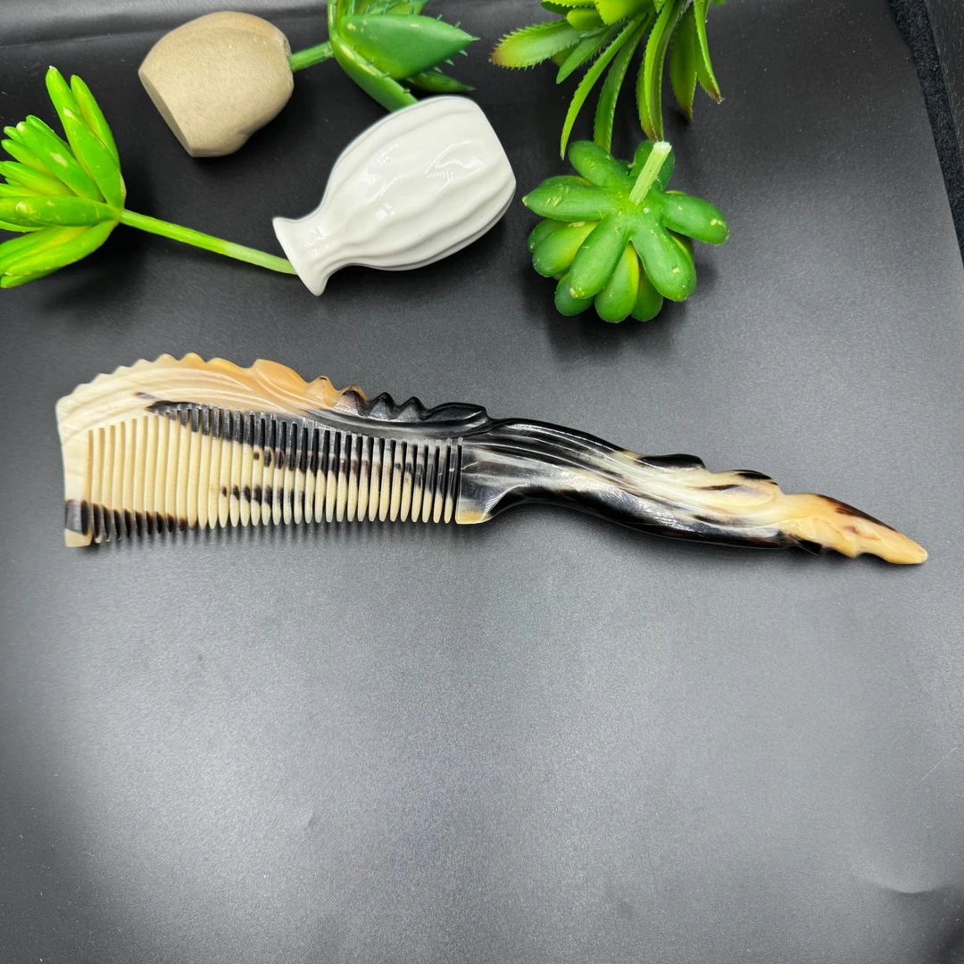 牛角制品，牛角梳，刮痧片