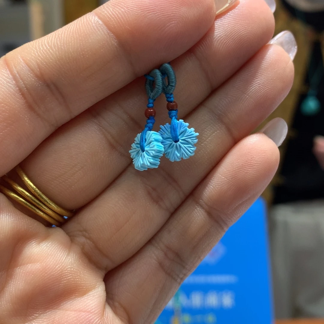 绿松石配饰未镶嵌