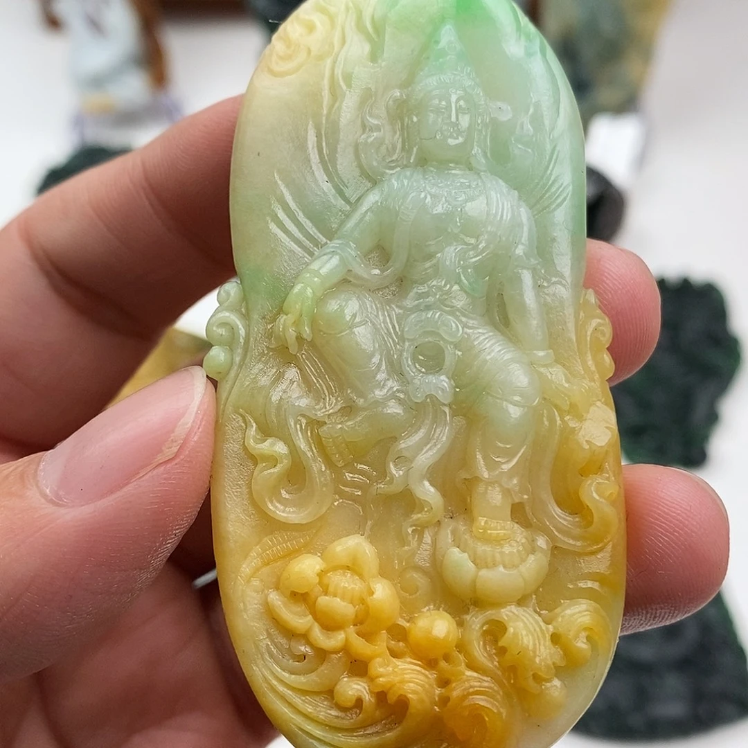 定制翡翠未镶嵌观音（黄加绿）