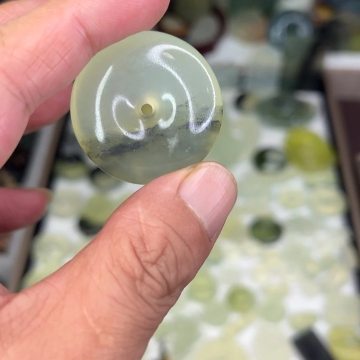 辞***忧未镶嵌岫玉颈饰顶级高品水墨意境