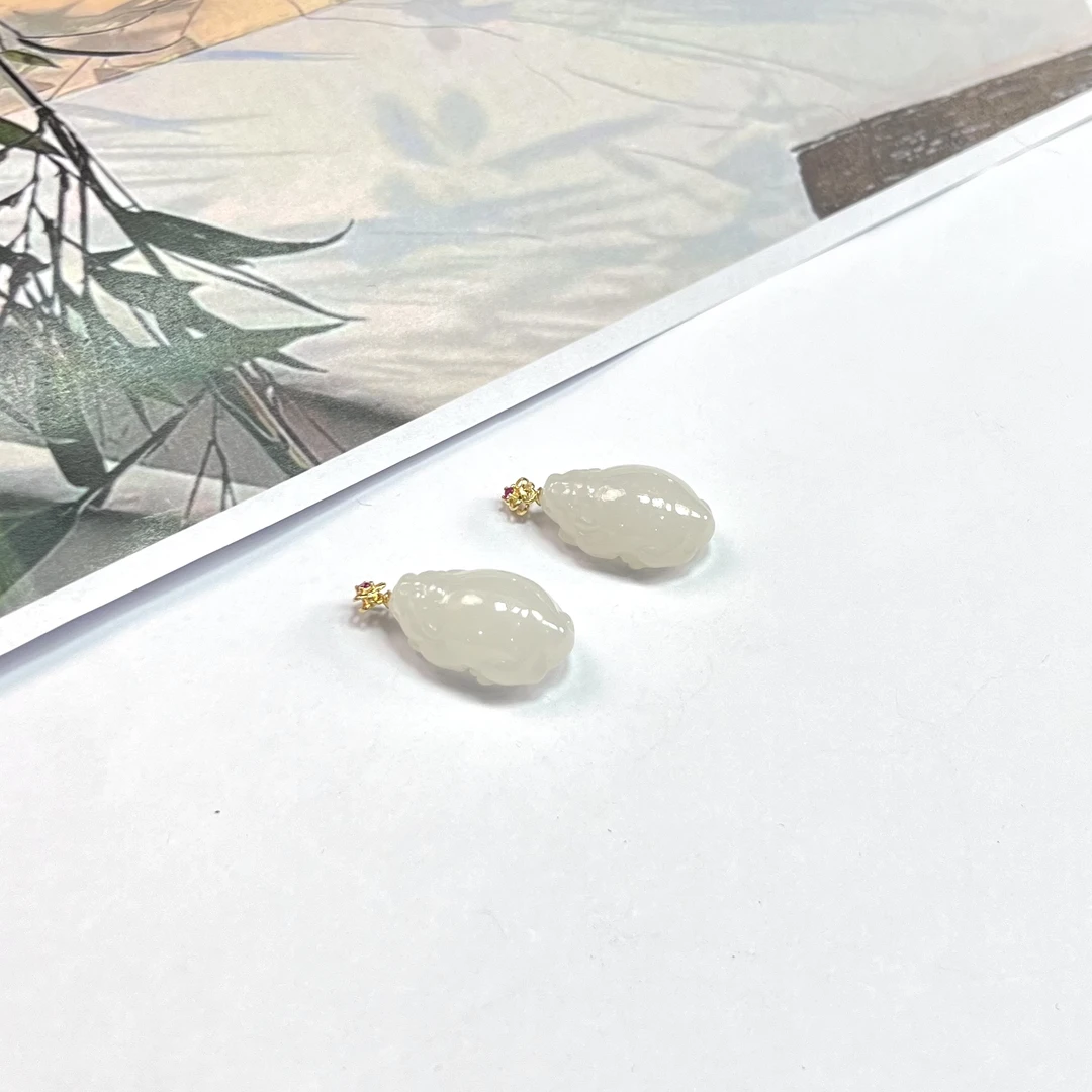 【小宝珠宝】6 T26140-S925银镶嵌和田玉貔貅吊坠-多样性发一件