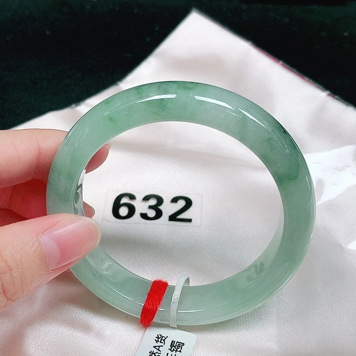 翡翠未镶嵌手镯翡翠手镯未镶嵌