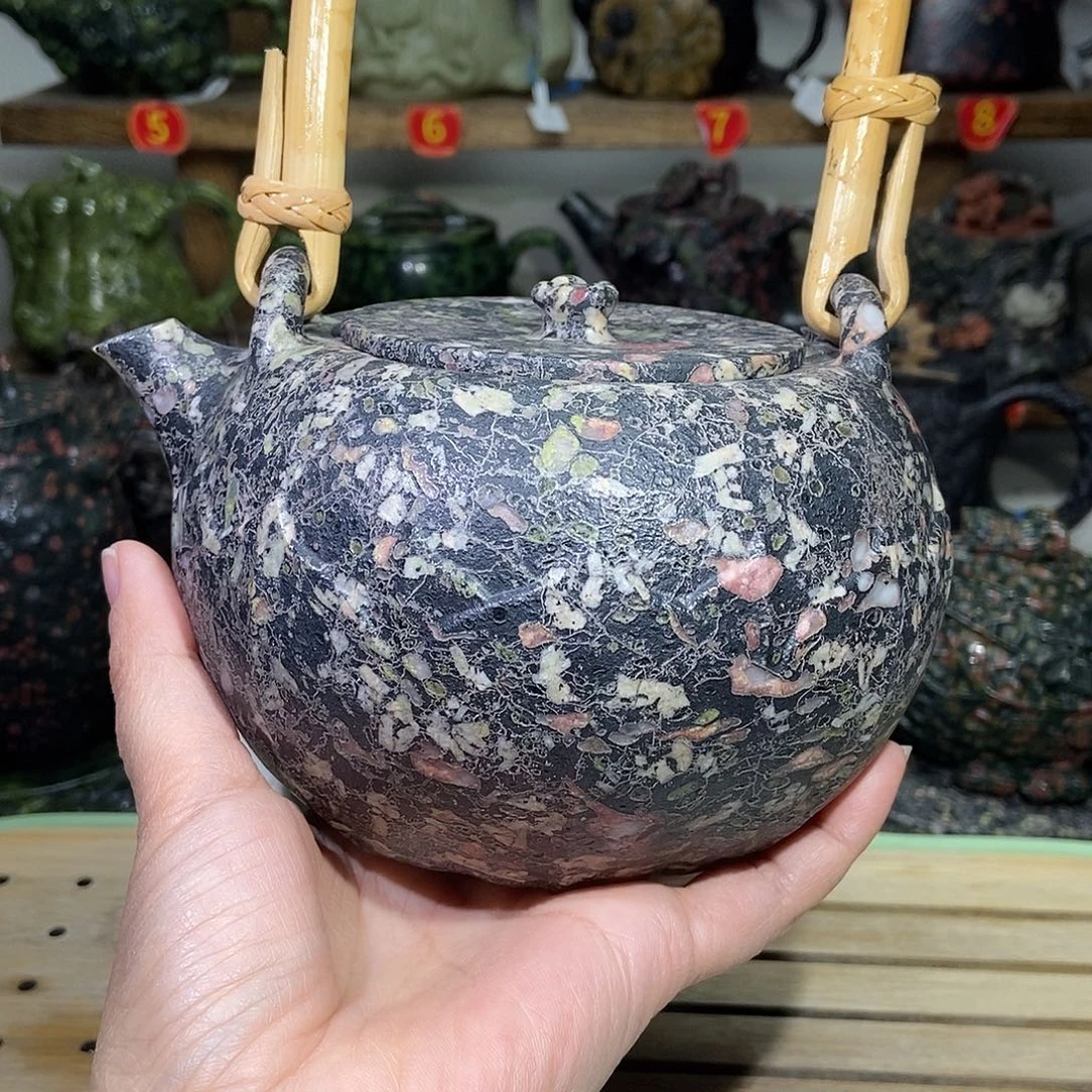 安山玉梅花玉提梁壶730CC