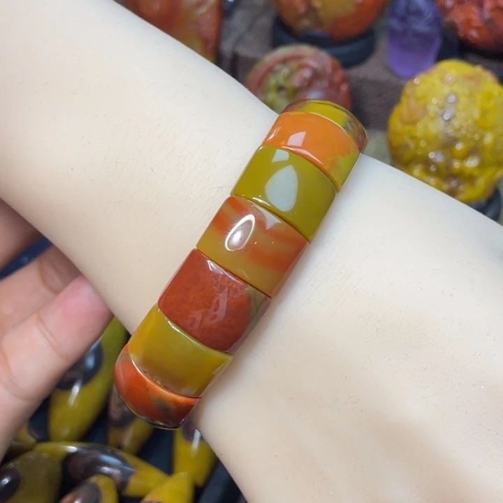 玛瑙/玉髓足银镶嵌珠宝奇石品质多宝手牌588