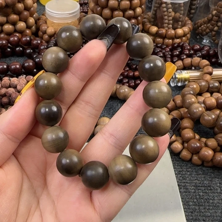 C***c木老山檀1.5阴沉沉水高货