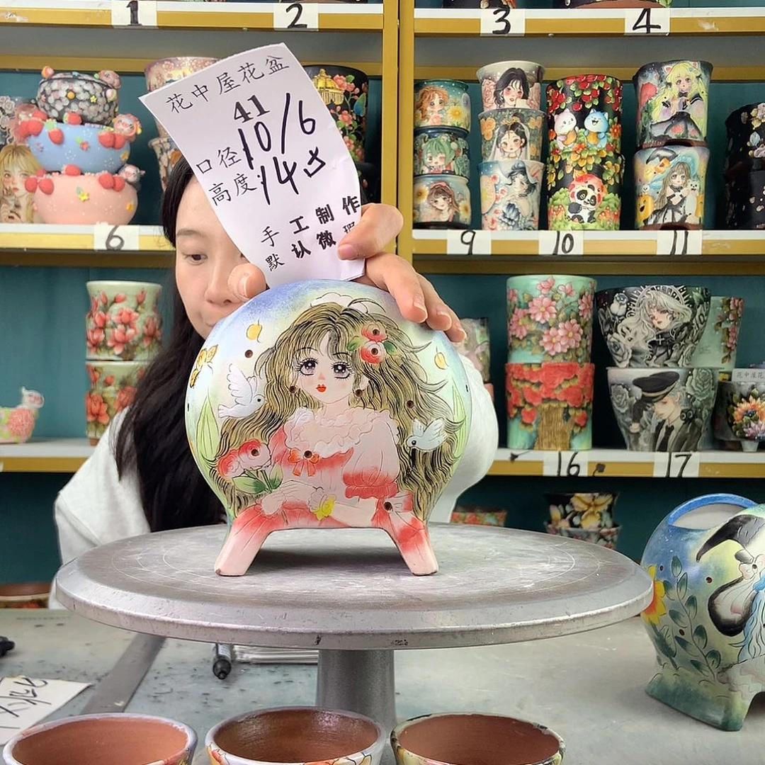 陶景德镇手工花盆41