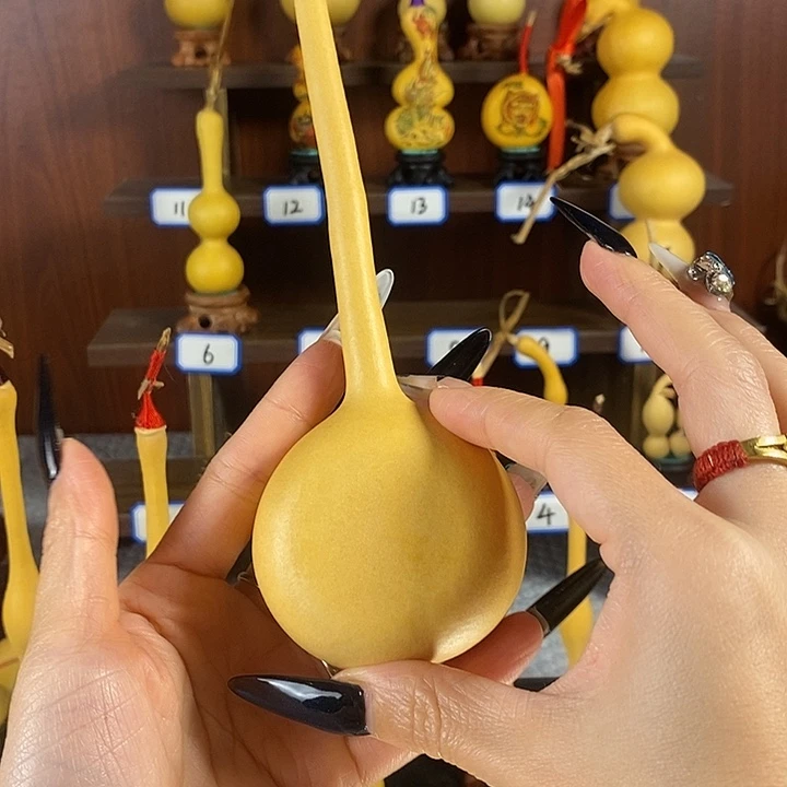 猪***嗨不去看书啊哈是真的嘛笑不