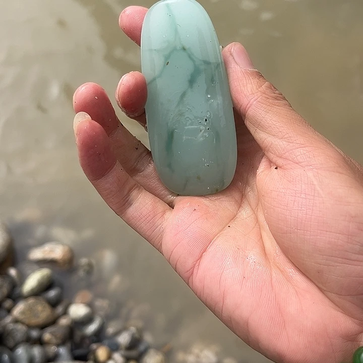 未镶嵌和田玉（糖玉）车挂