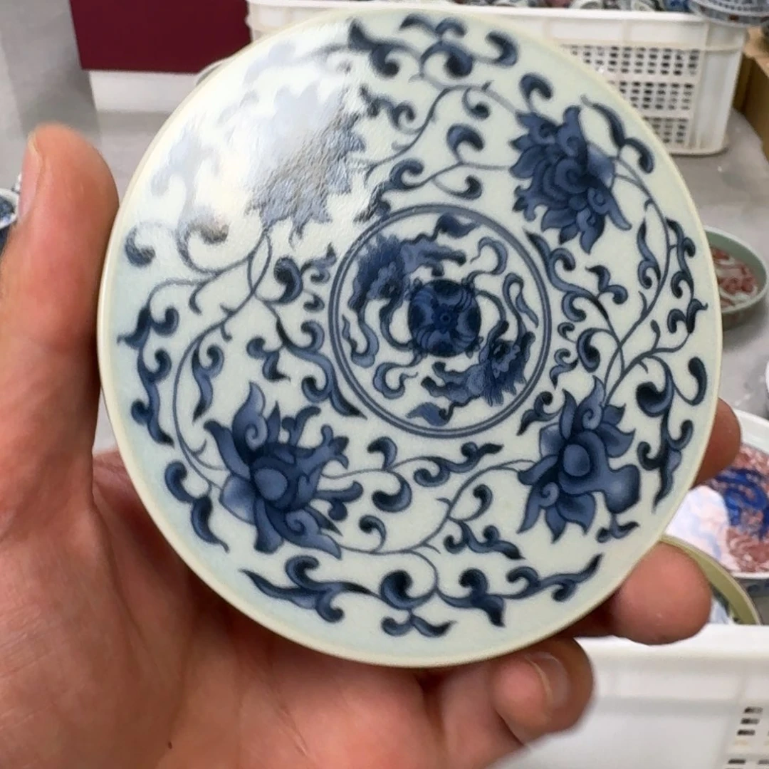 摆件青花缠枝莲盖置