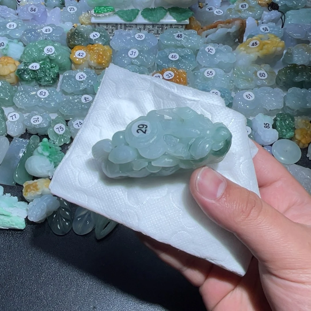 定制翡翠未镶嵌天然