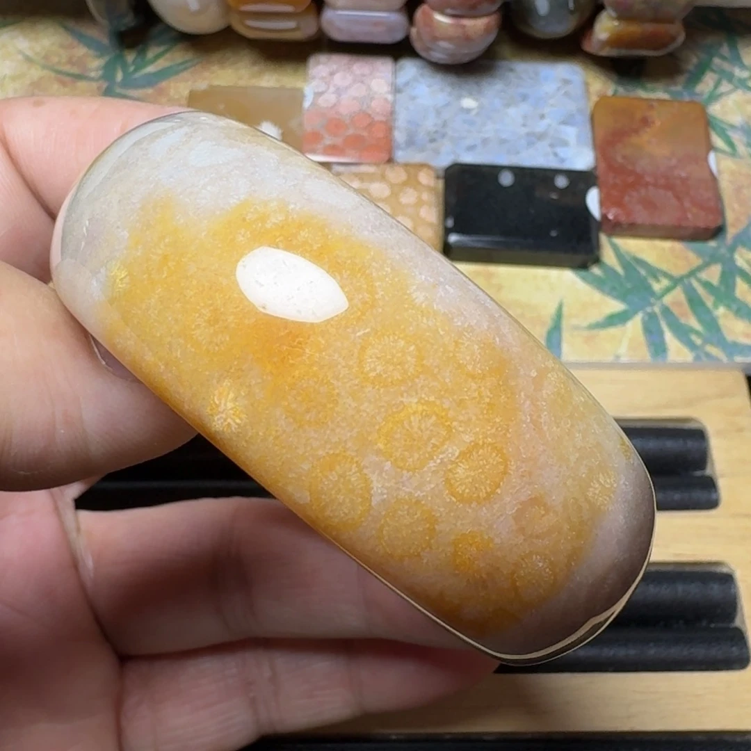 硅化玉纯天然有机玉石保真色未镶嵌52.5圈口