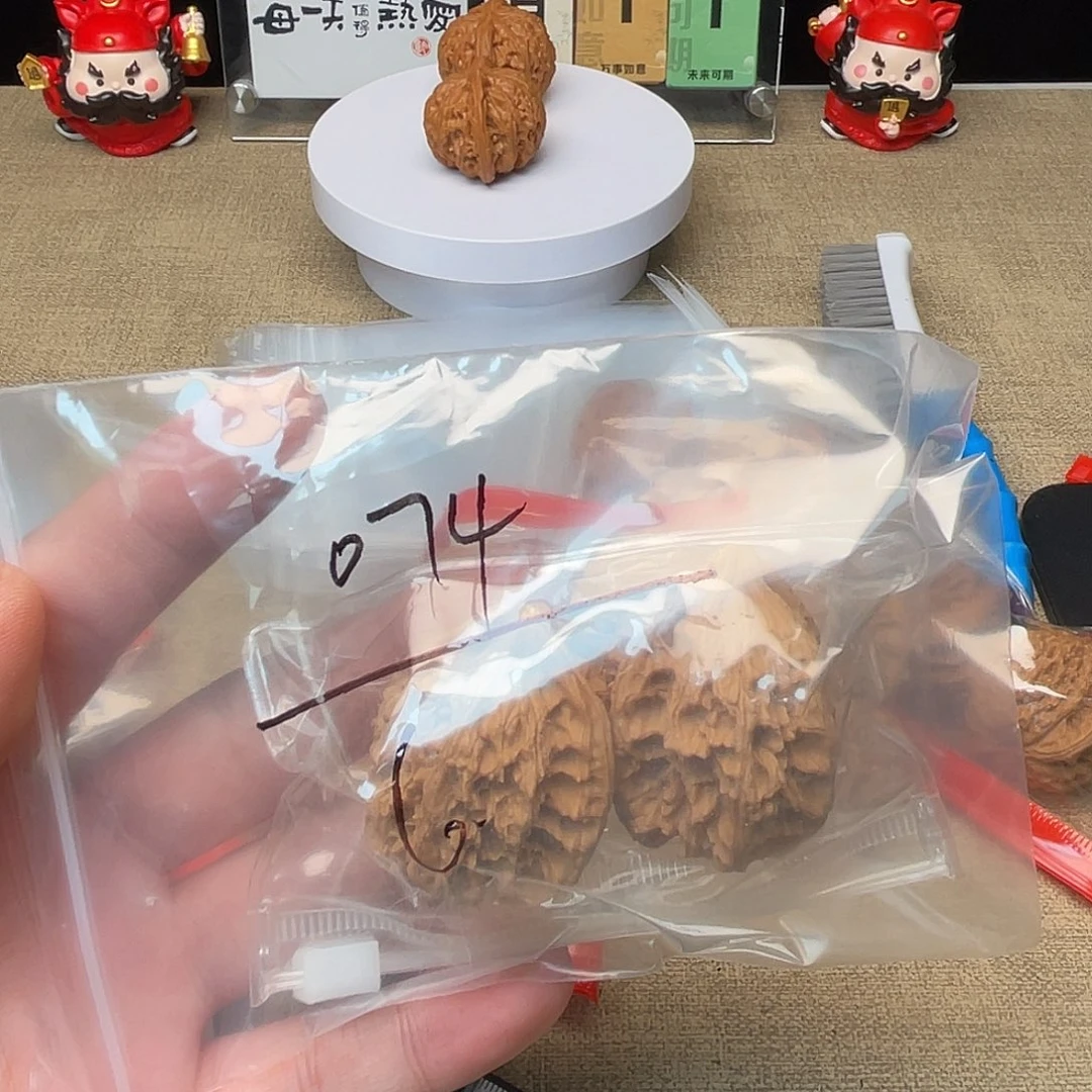 文玩核桃吊坠36龙脊