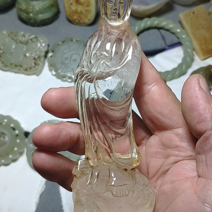 水晶颈饰未镶嵌越*