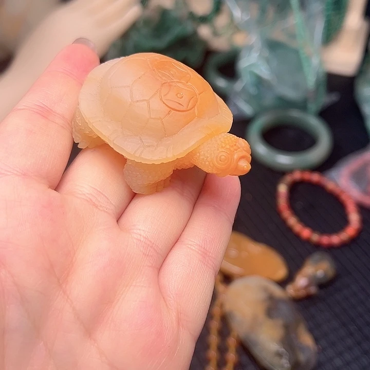 石英质玉吊坠未镶嵌