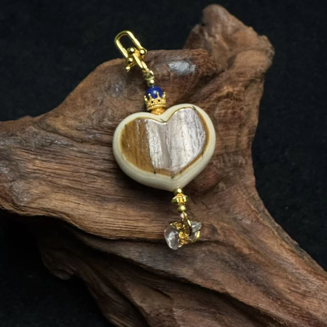 【索兰仁钦】猛犸爱心吊坠