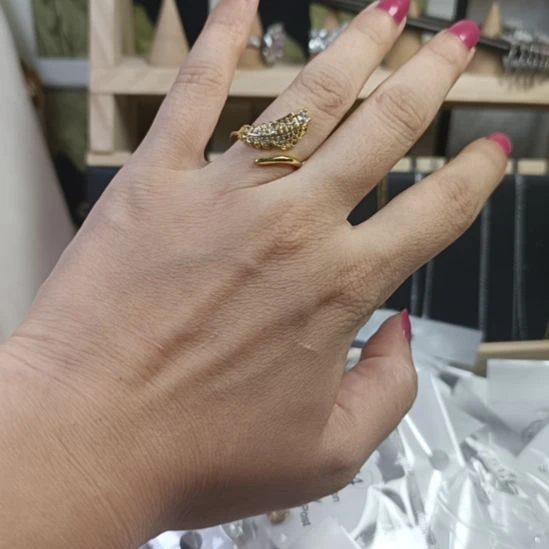 铜合金合金锆石羽毛锆石戒指51号