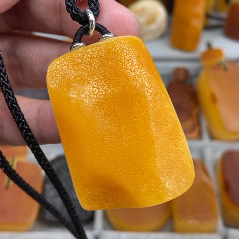 【闪购商品】琥珀珠宝奇石未镶嵌