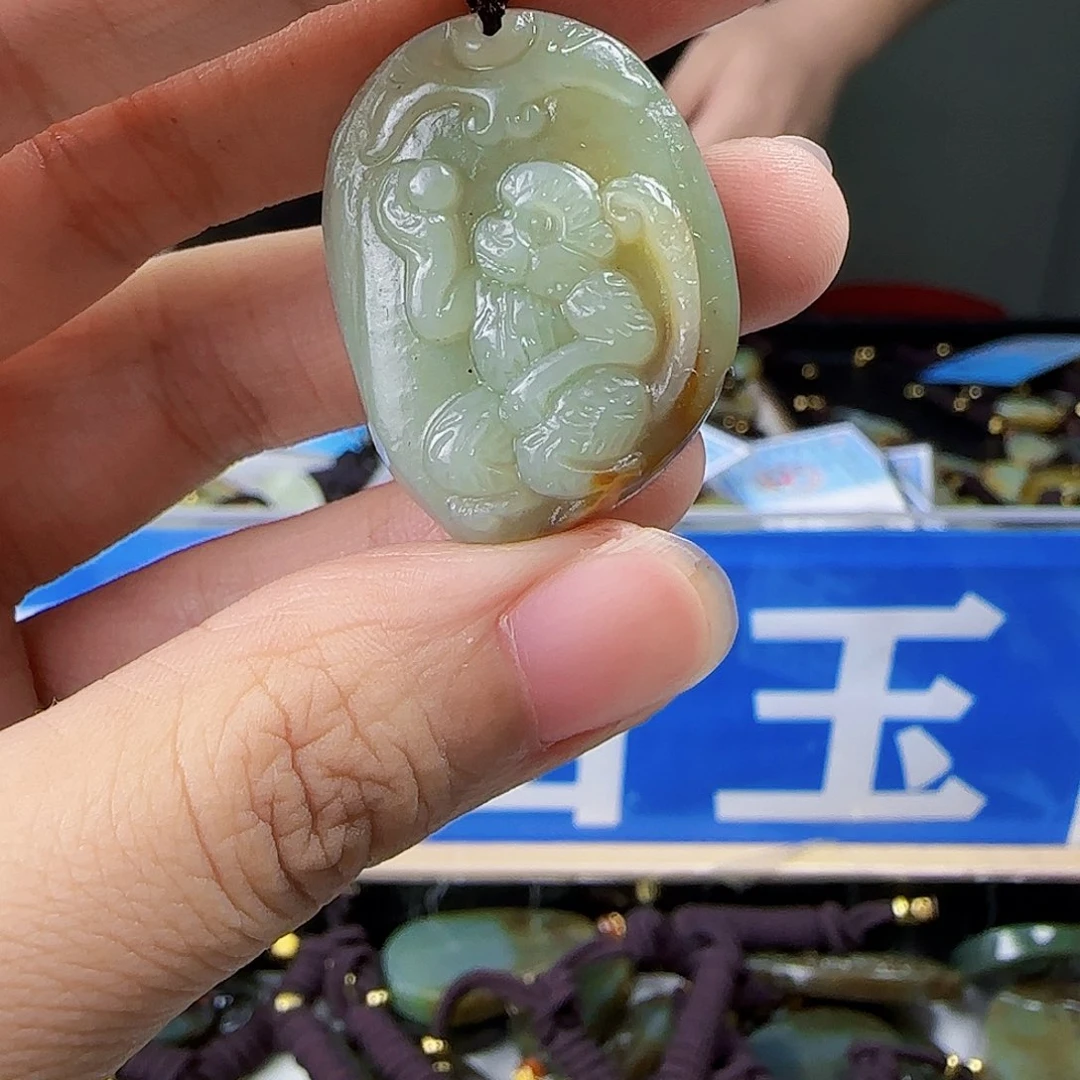 和田玉未镶嵌挂件