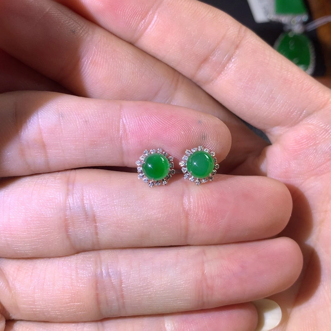 观***海翡翠18K金镶嵌耳饰