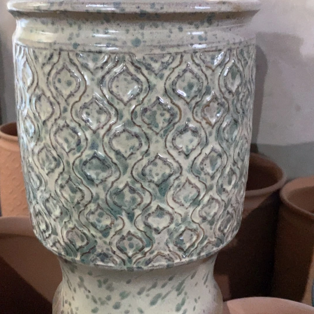 红陶瑕疵20/30；vjhgv花盆