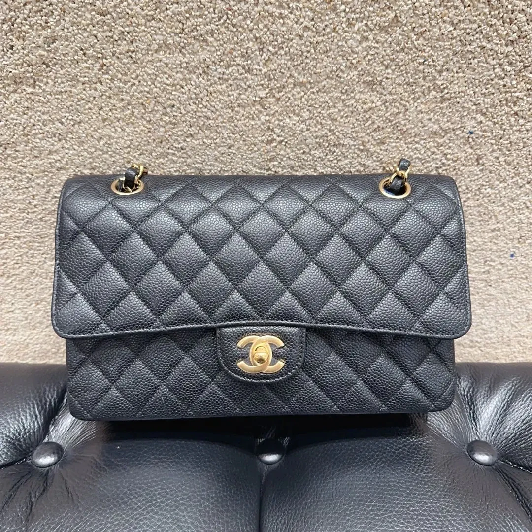 99新 Chanel/香奈儿 CF中号黑金荔枝纹链条包 23