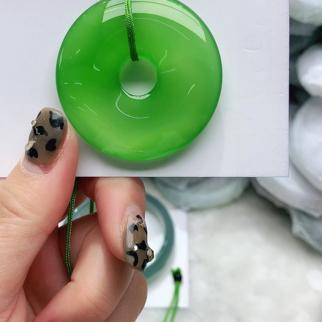 玛瑙/玉髓未镶嵌手镯55555