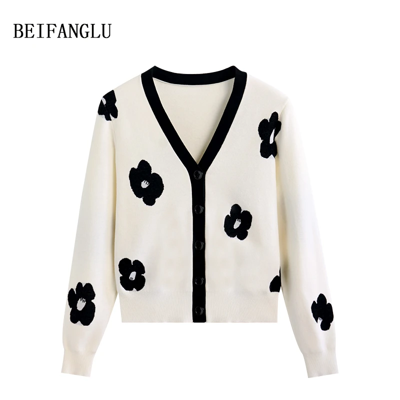 北方鹿【早春花漾系列】精纺羊毛2025春季气质V领提花针织开衫3202