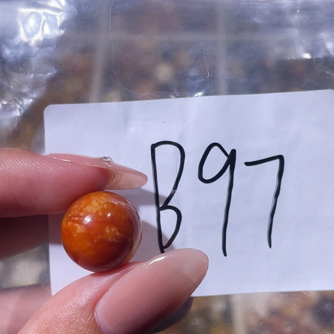 未镶嵌琥珀裸石14.9福利