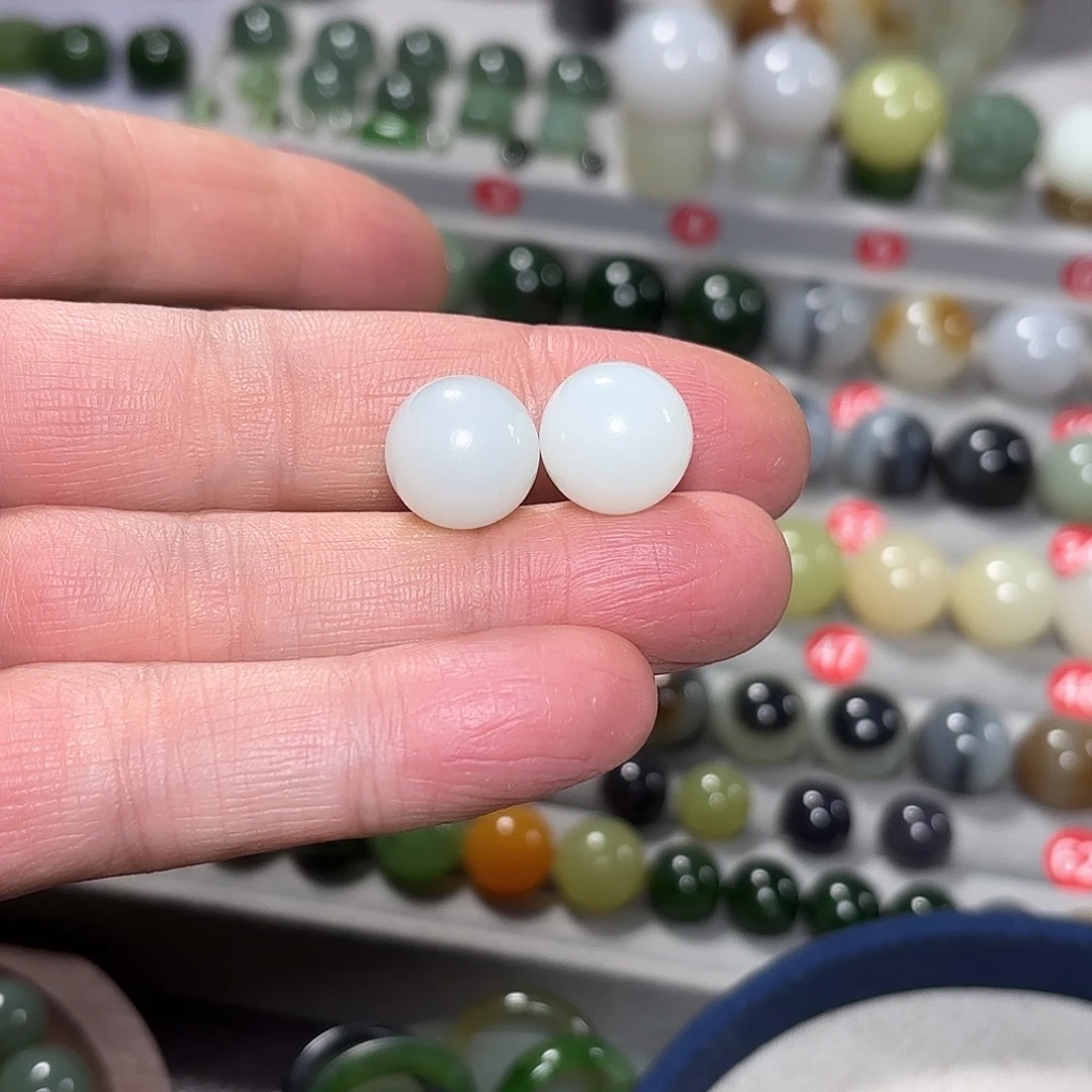 未镶嵌和田玉挂件快***6珠子