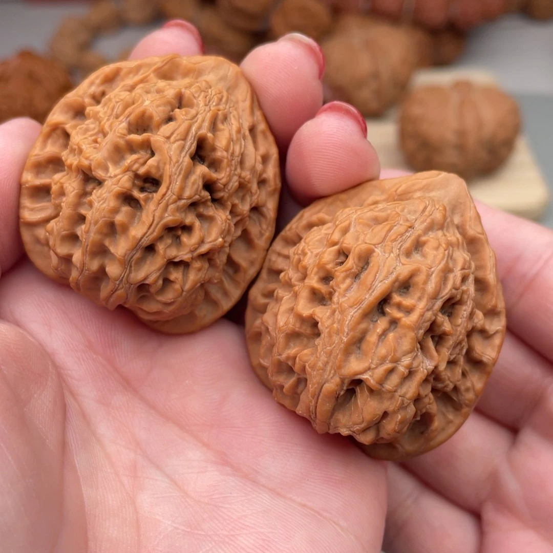 文玩核桃把件水龙纹38