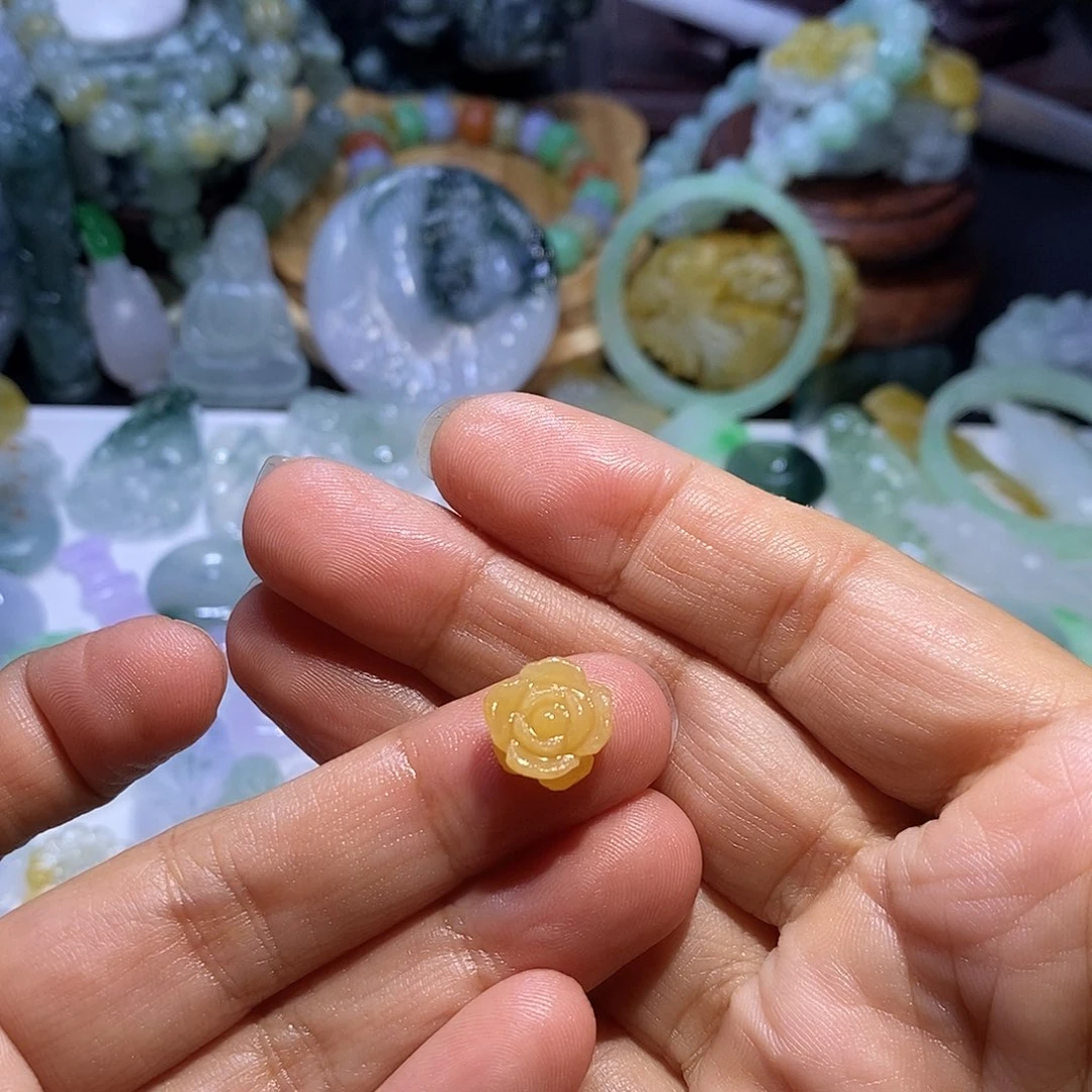 未镶嵌定制翡翠花