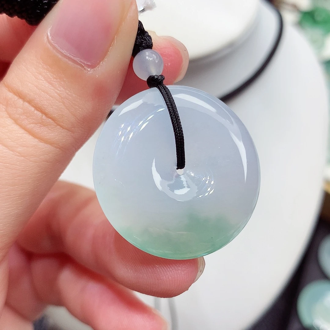 颈饰未镶嵌翡翠翡翠18，28.7/5.7