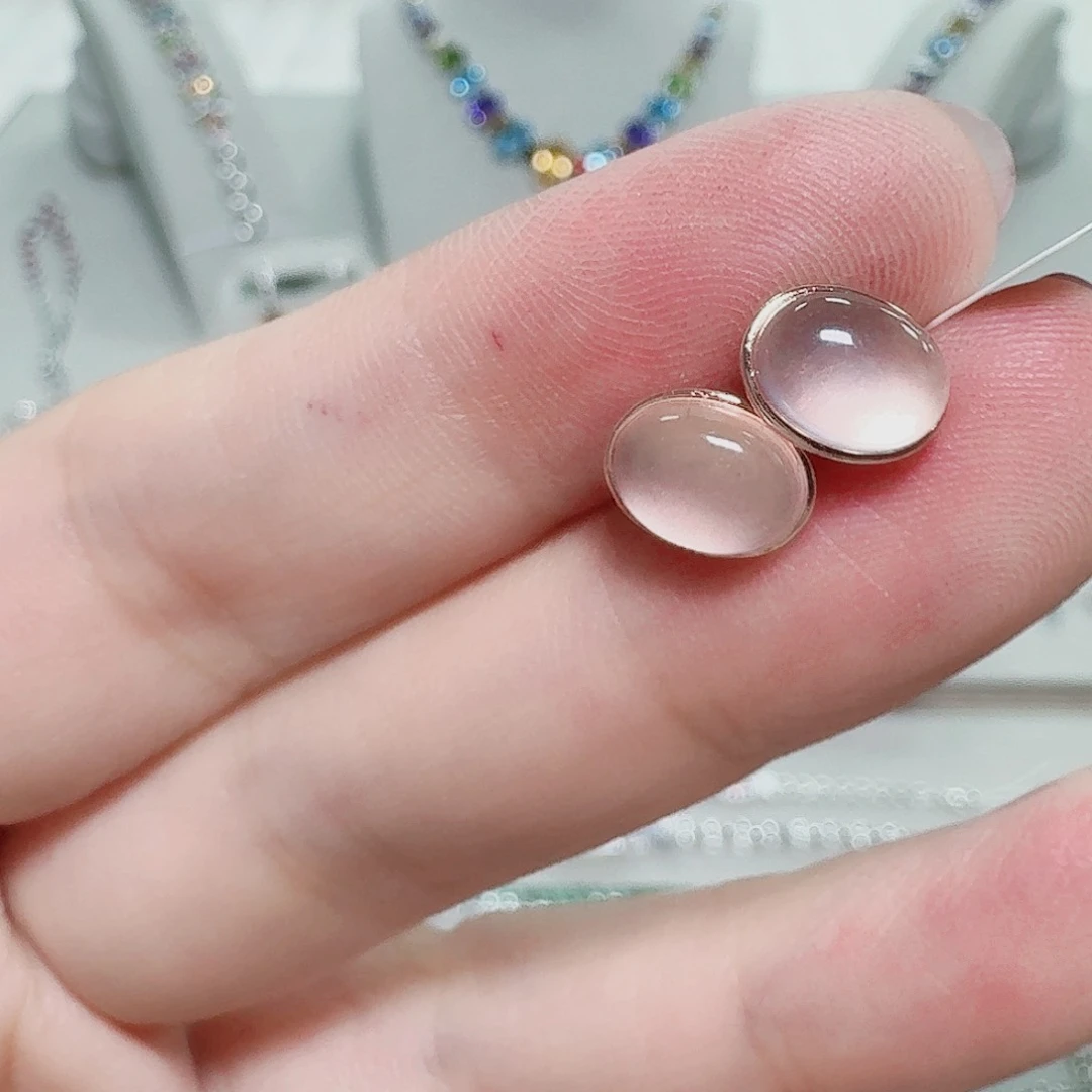 925银合成碳硅石耳钉