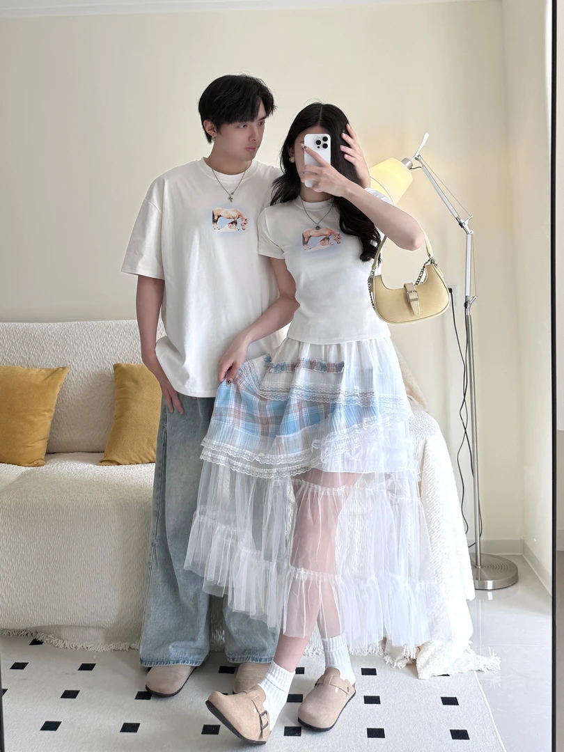 情侣装夏季小众设计感韩版短袖T恤蕾丝拼接半身裙时尚套装男短袖