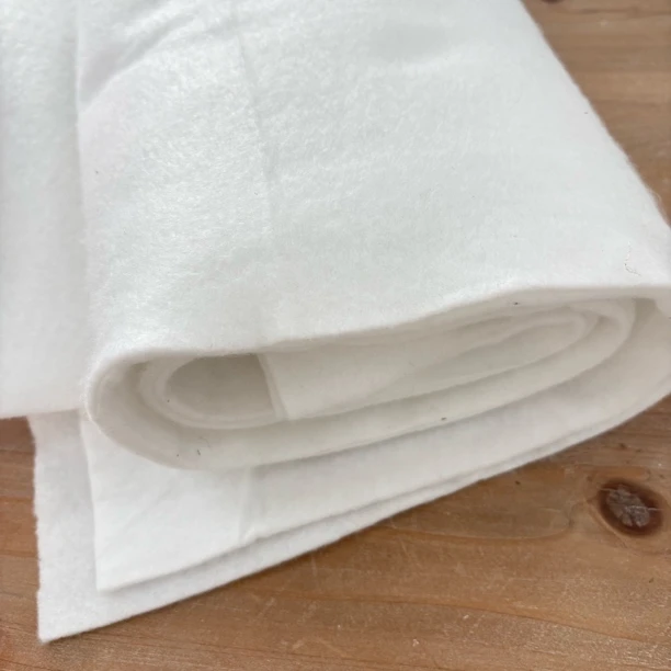 H1390 微瑕洗洁精味包包壁挂压线无胶蓬松铺棉，宽幅150，多拍连裁