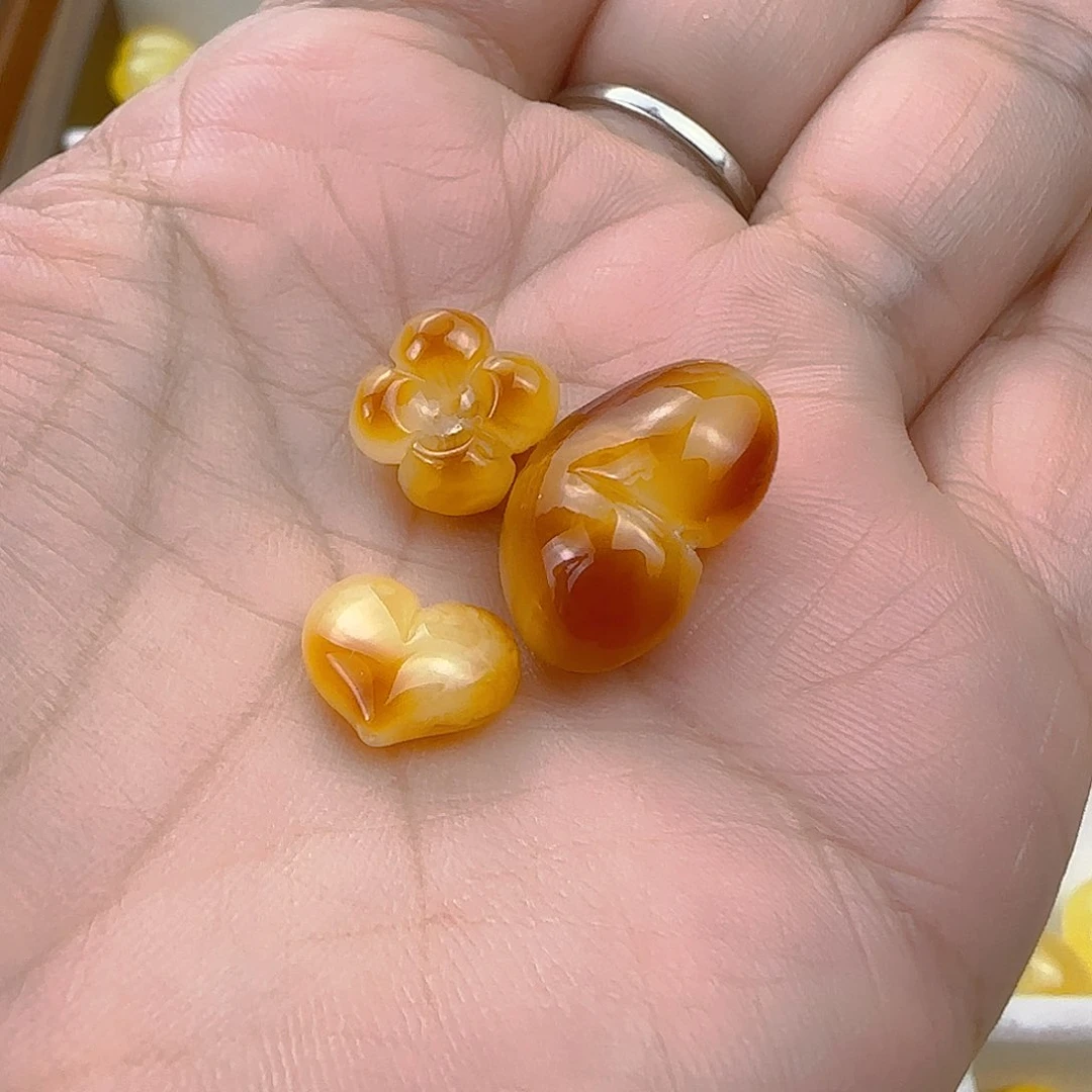 未镶嵌琥珀珠宝奇石微粉