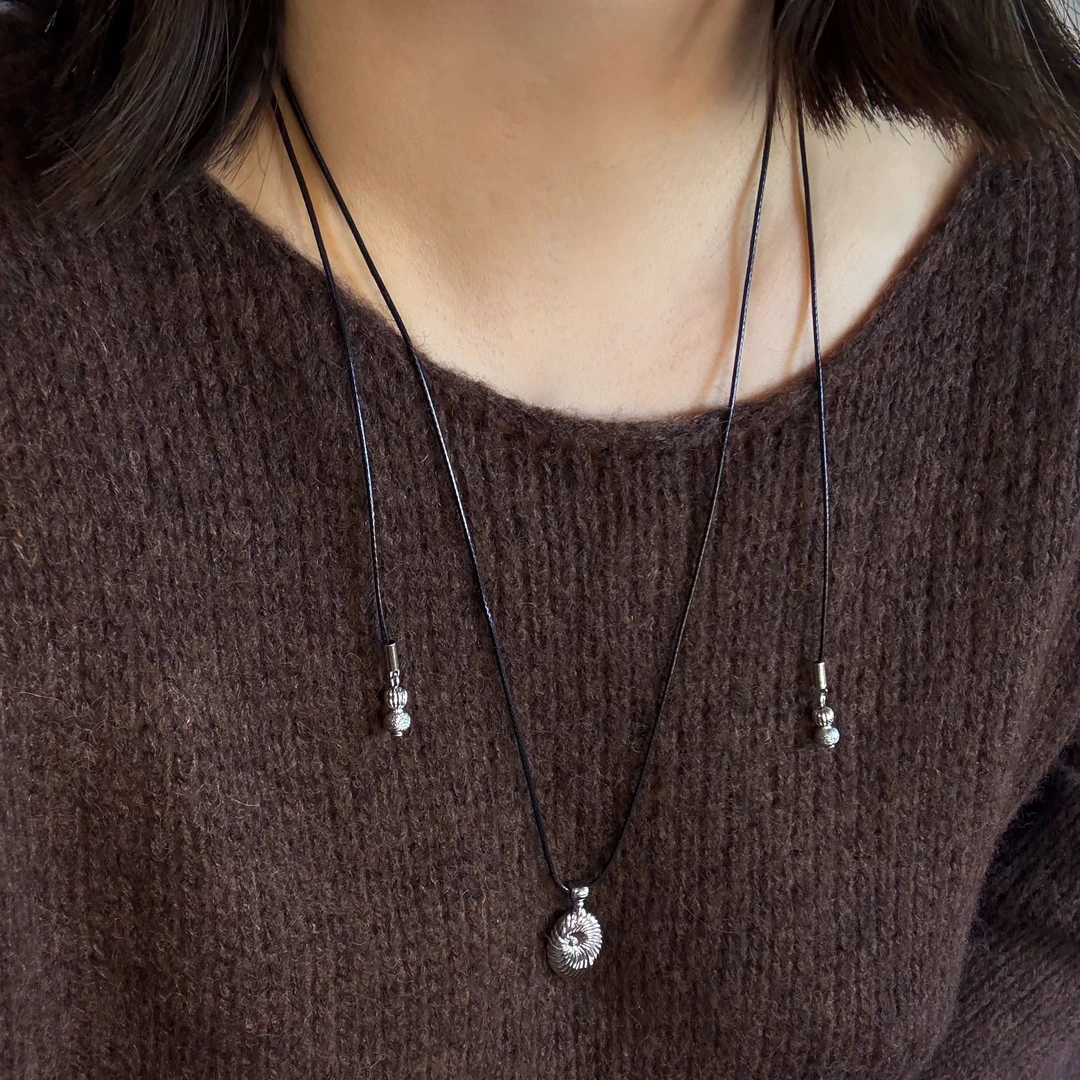 钛钢棉绳项链 个性轻奢设计款项链可调节大小秋冬毛衣链时尚洋气