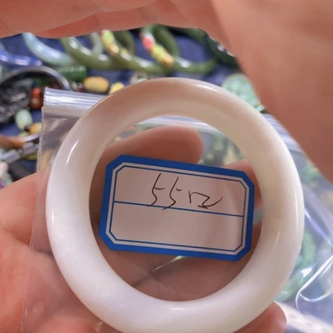 【闪购商品】翡翠未镶嵌颈饰翡翠