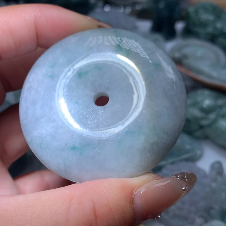 翡翠未镶嵌颈饰保真天然A货翡翠