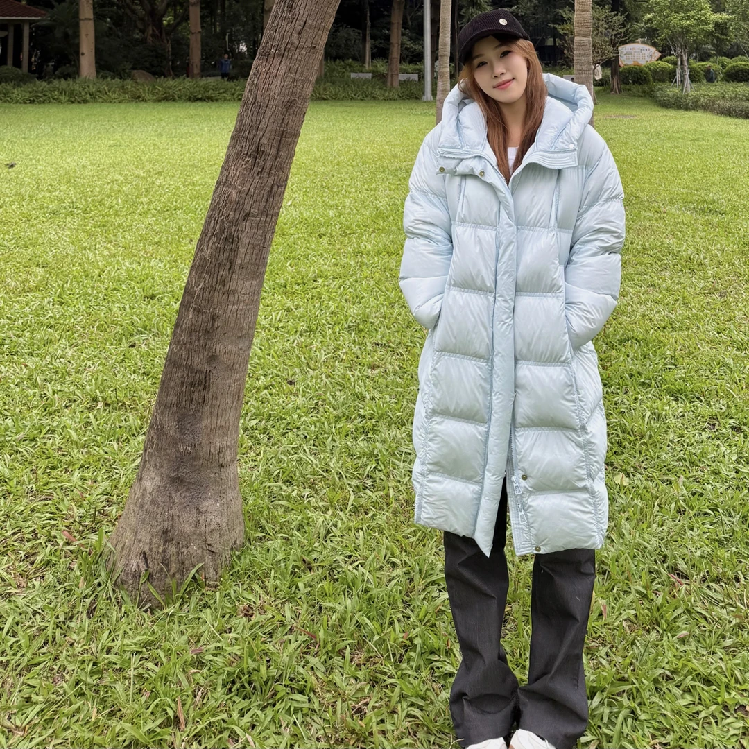 2025冬季 云朵泡芙时尚立领长款女潮流宽松型厚款网红羽绒外套